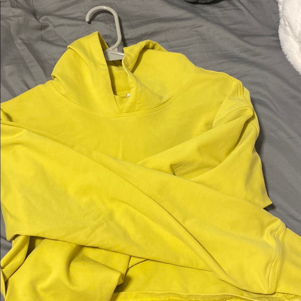 Lululemon cropped sweatshirt